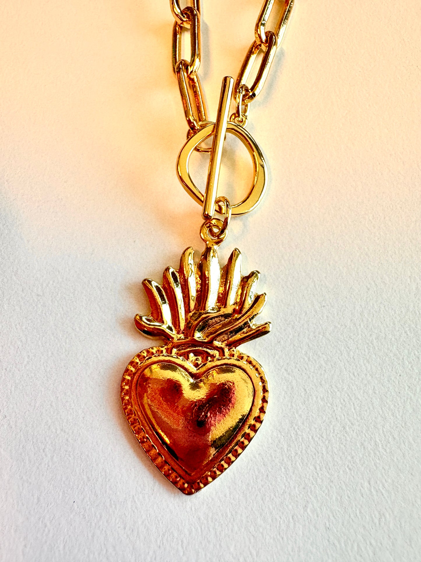 Collier CORAZÓN SAGRADO